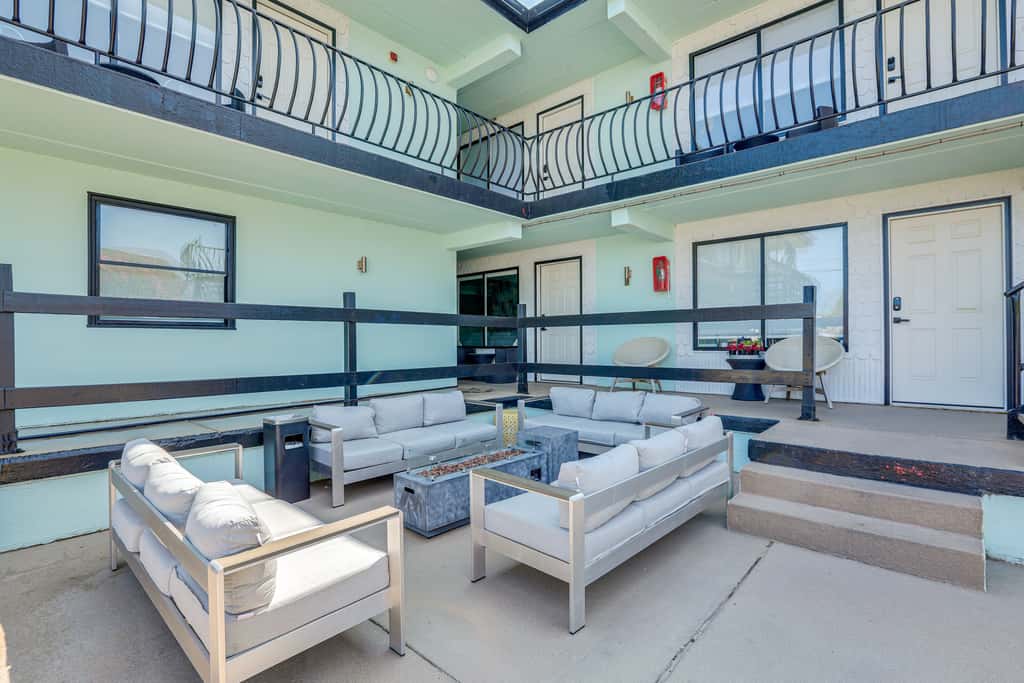Wildwood Condo: Community Pool, Walk to Beach!