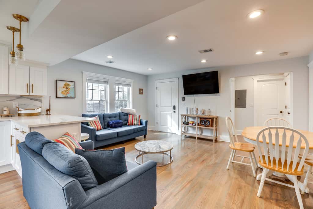 Long Branch Getaway - Walk to Beaches & Dining!