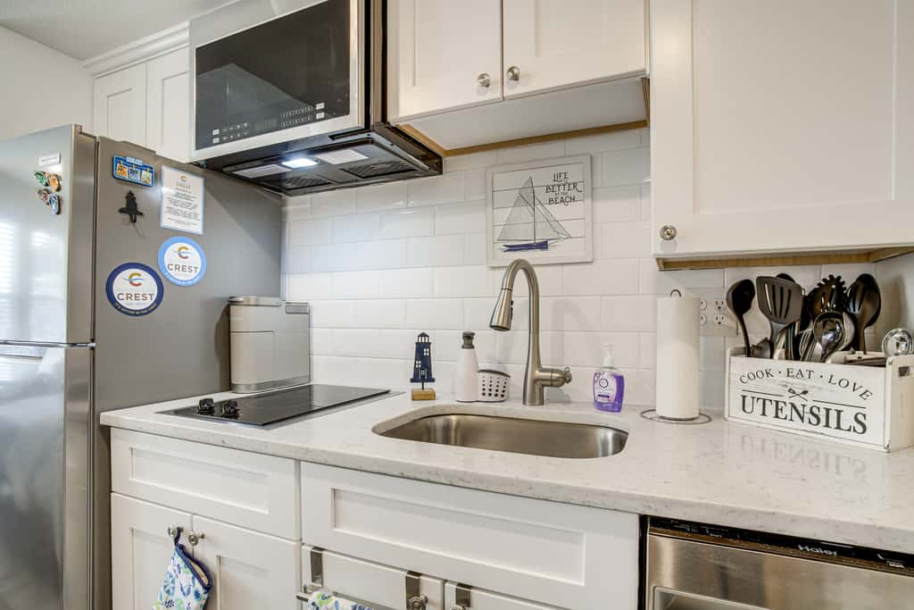 Wildwood Crest Condo w/ Pool & Beach Access!