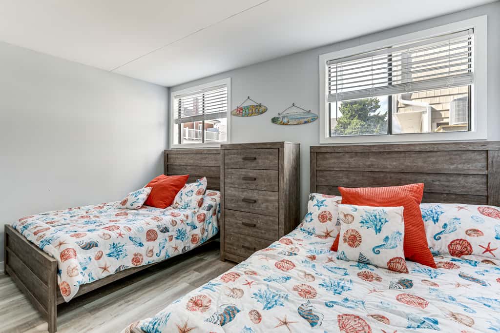 2 Blocks to Beach: Modern Condo in North Wildwood!