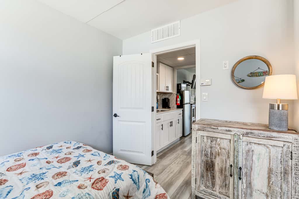 2 Blocks to Beach: Modern Condo in North Wildwood!