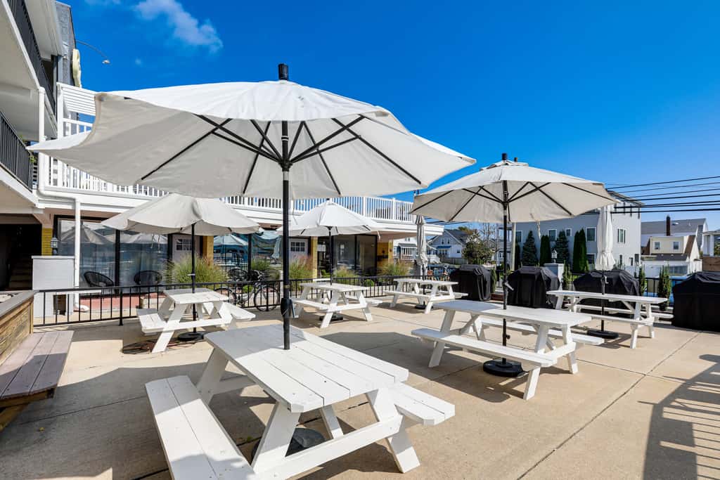 2 Blocks to Beach: Modern Condo in North Wildwood!