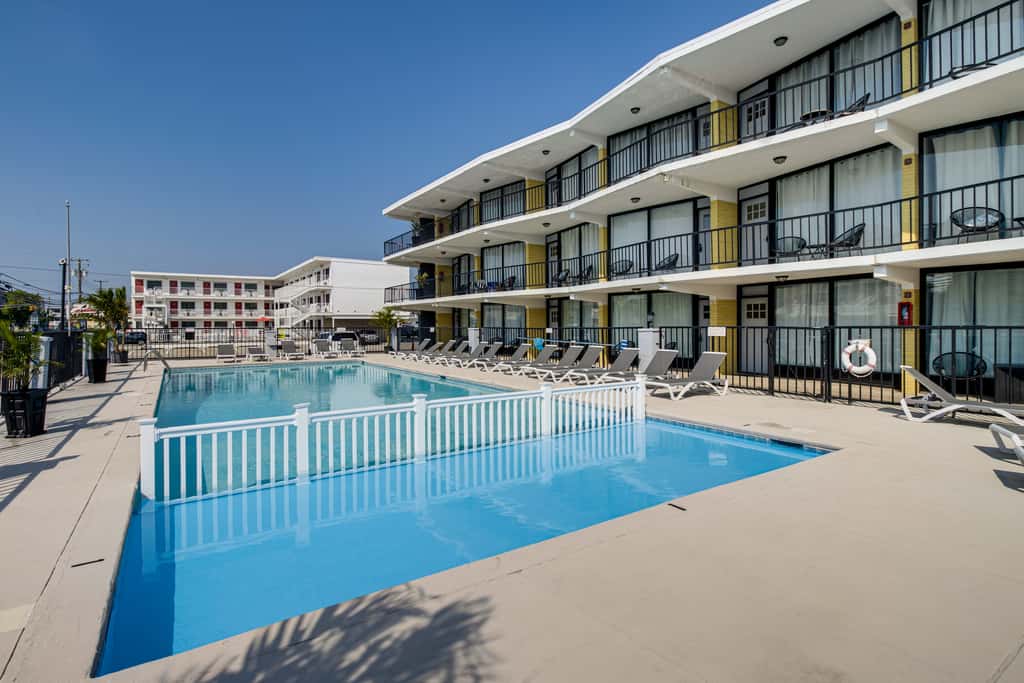 2 Blocks to Beach: Modern Condo in North Wildwood!