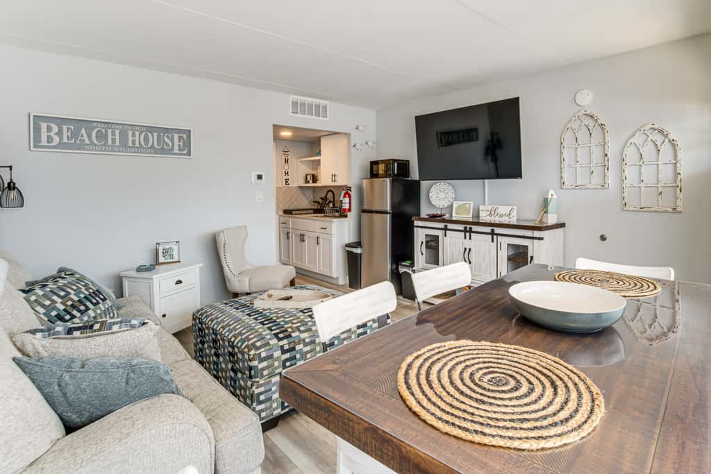 2 Blocks to Beach: Modern Condo in North Wildwood!
