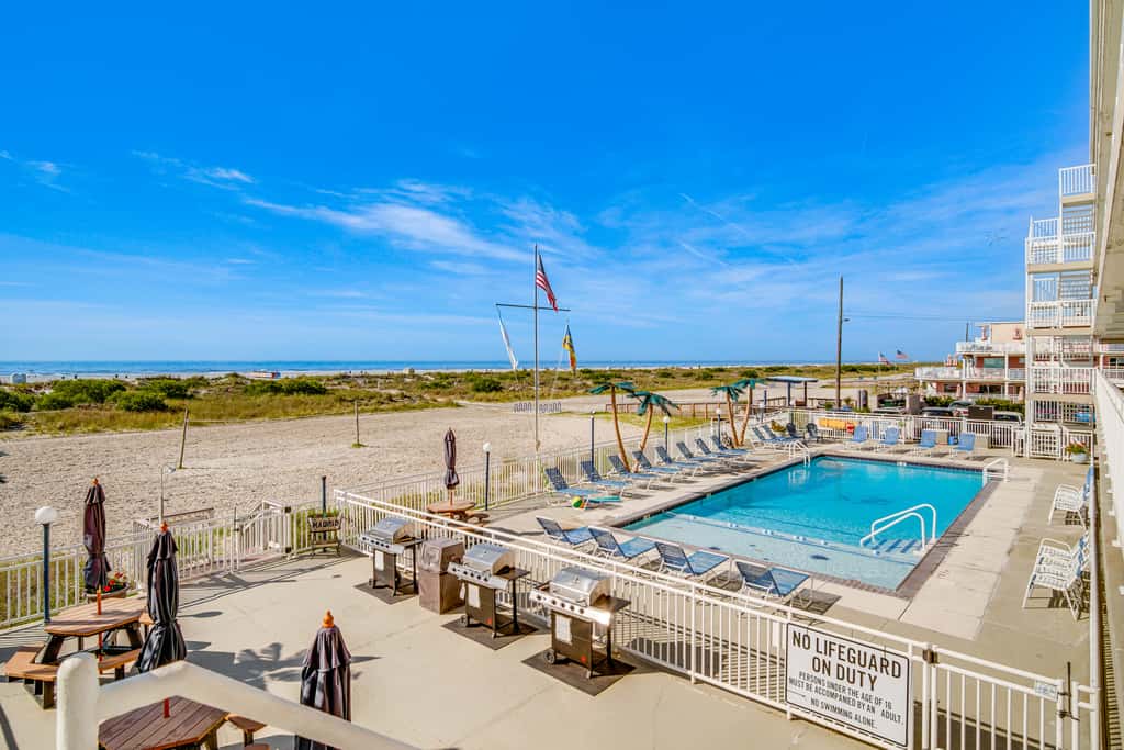 Walk to Shore: Wildwood Crest Studio w/ Pool View!