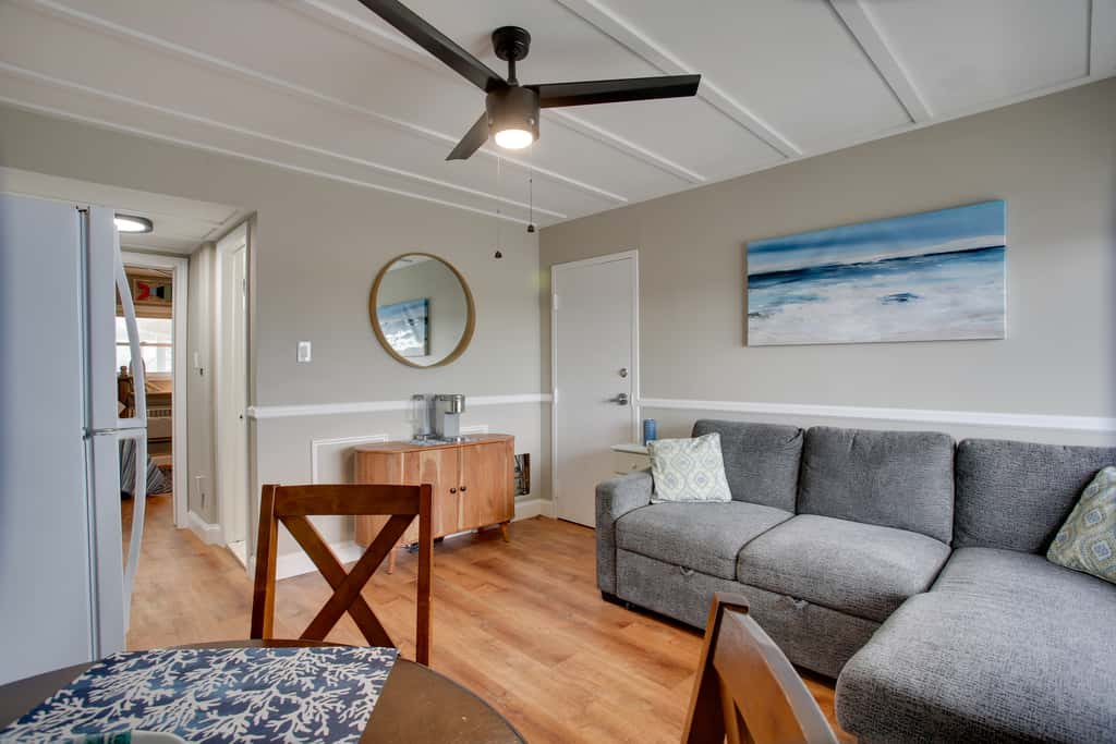 Beachfront Condo in Wildwood Crest w/ Pool Access!