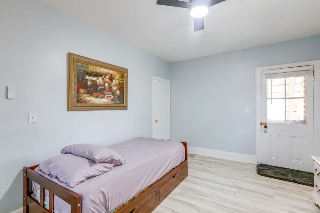 Walk to Beach & Dtwn: Apt in Ocean Grove