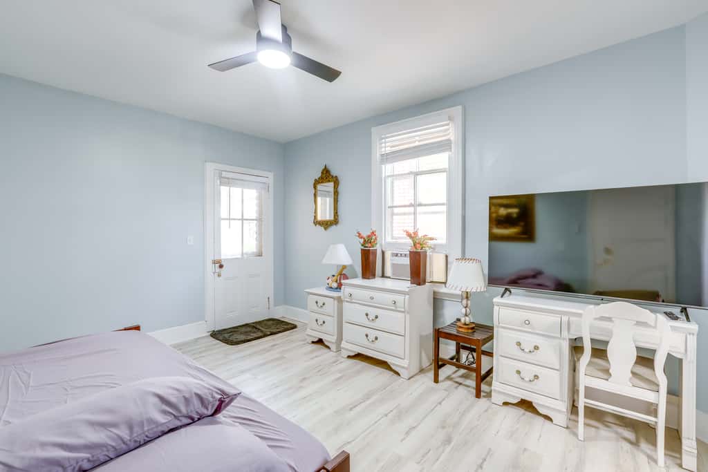 Walk to Beach & Dtwn: Apt in Ocean Grove