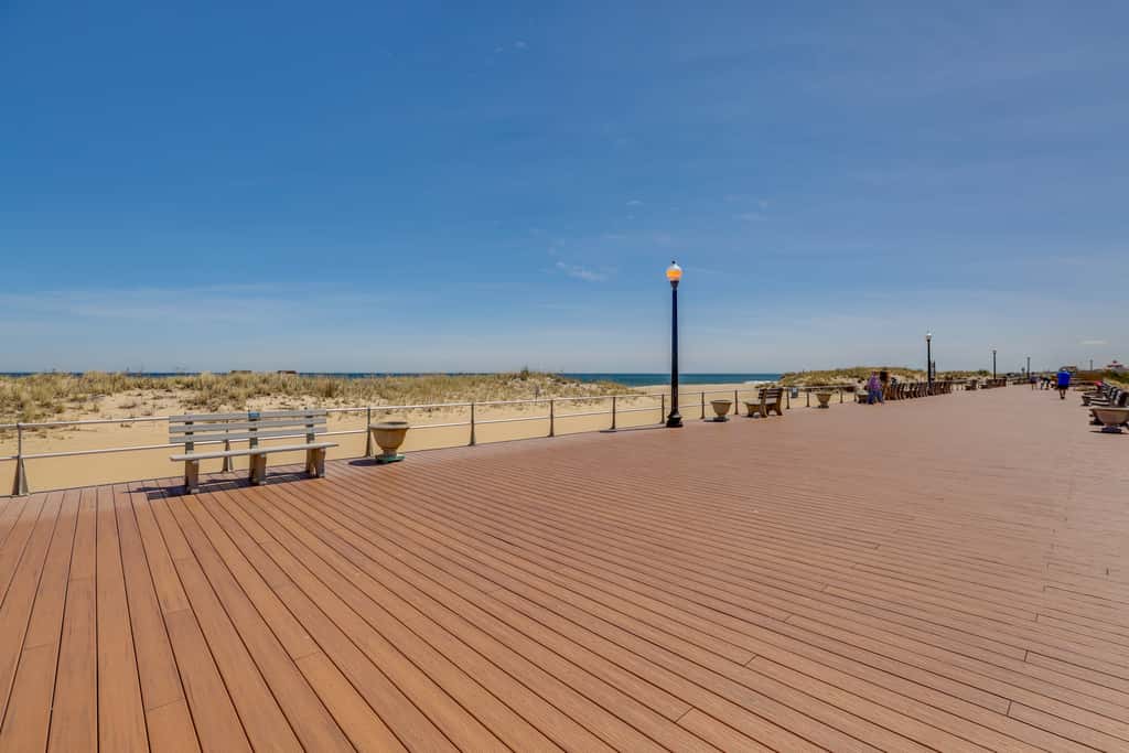 Walk to Beach & Dtwn: Apt in Ocean Grove