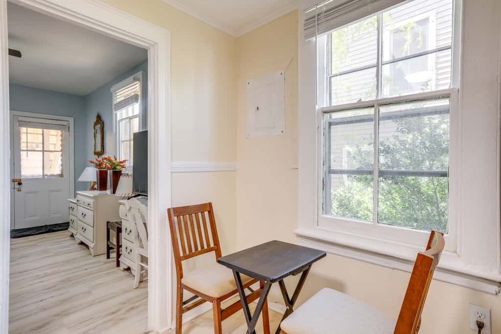 Walk to Beach & Dtwn: Apt in Ocean Grove