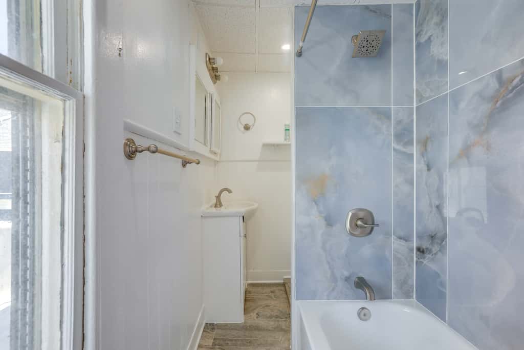2 Blocks to Beach: Sunny Ocean Grove Apartment