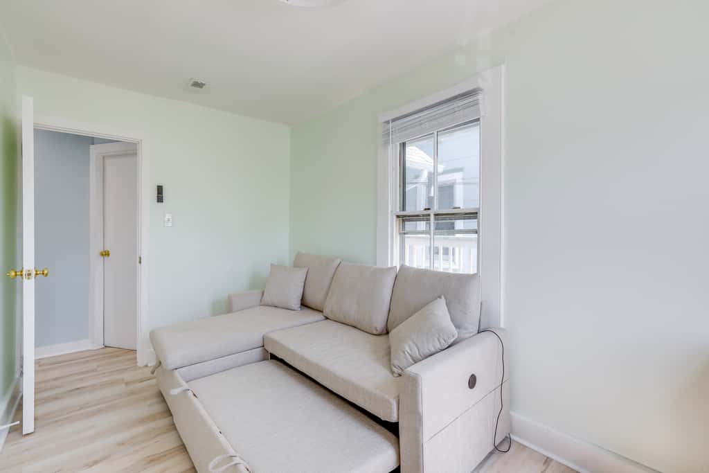 2 Blocks to Beach: Sunny Ocean Grove Apartment