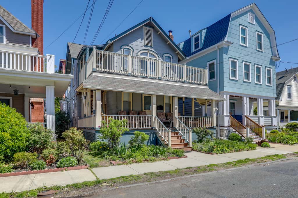 2 Blocks to Beach: Sunny Ocean Grove Apartment