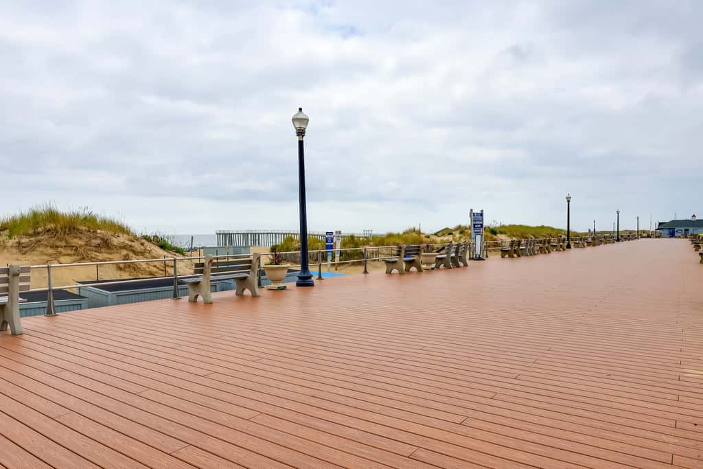 5 Blocks to Beach: Apt w/ Balcony in Ocean Grove!