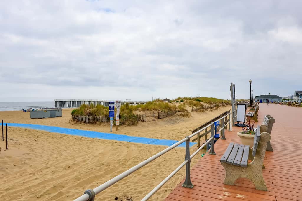 5 Blocks to Beach: Apt w/ Balcony in Ocean Grove!
