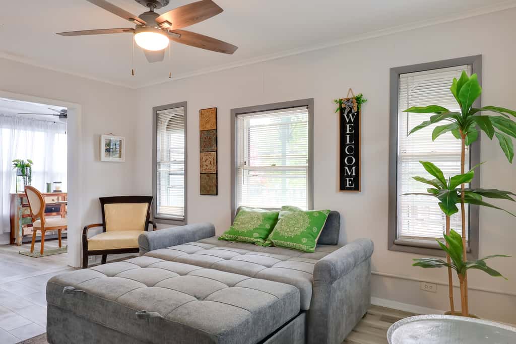 5 Blocks to Beach: Apt w/ Balcony in Ocean Grove!
