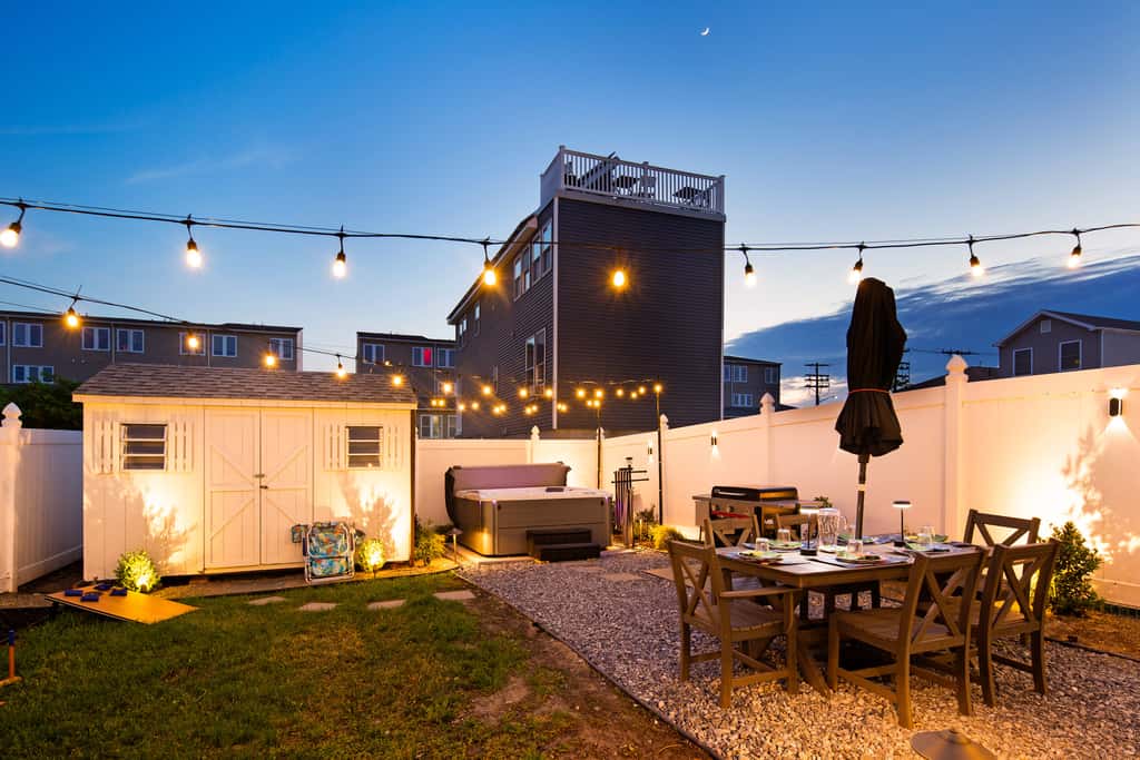 Luxe & Cozy Gem: Walk to Beach & Boardwalk - Bikes