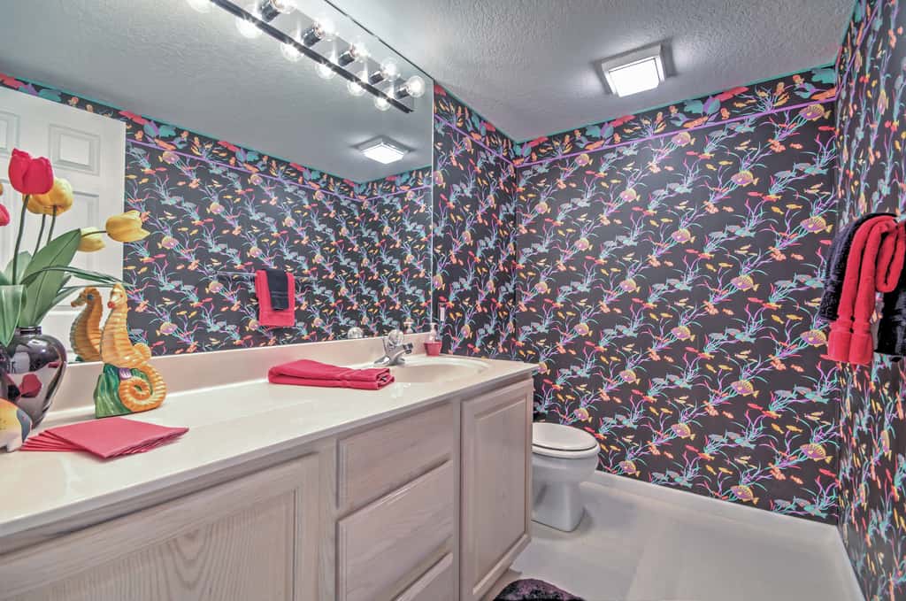 Tranquil Osage Beach Condo w/ Waterfront Decks!