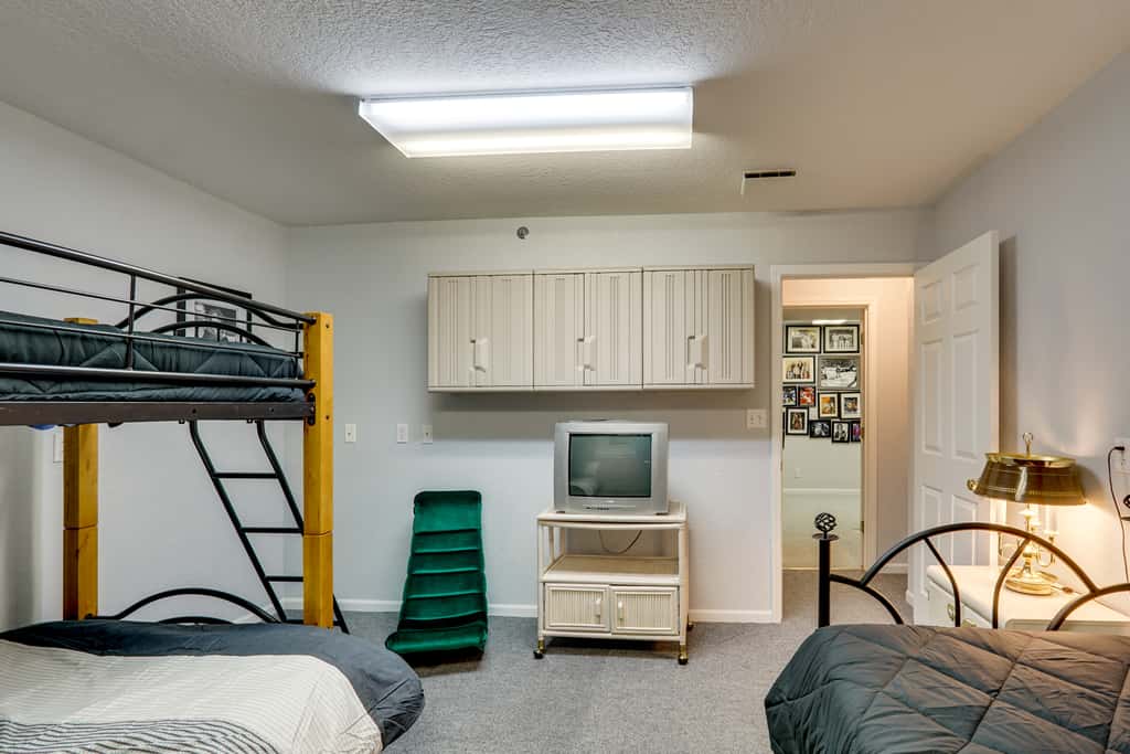 Tranquil Osage Beach Condo w/ Waterfront Decks!