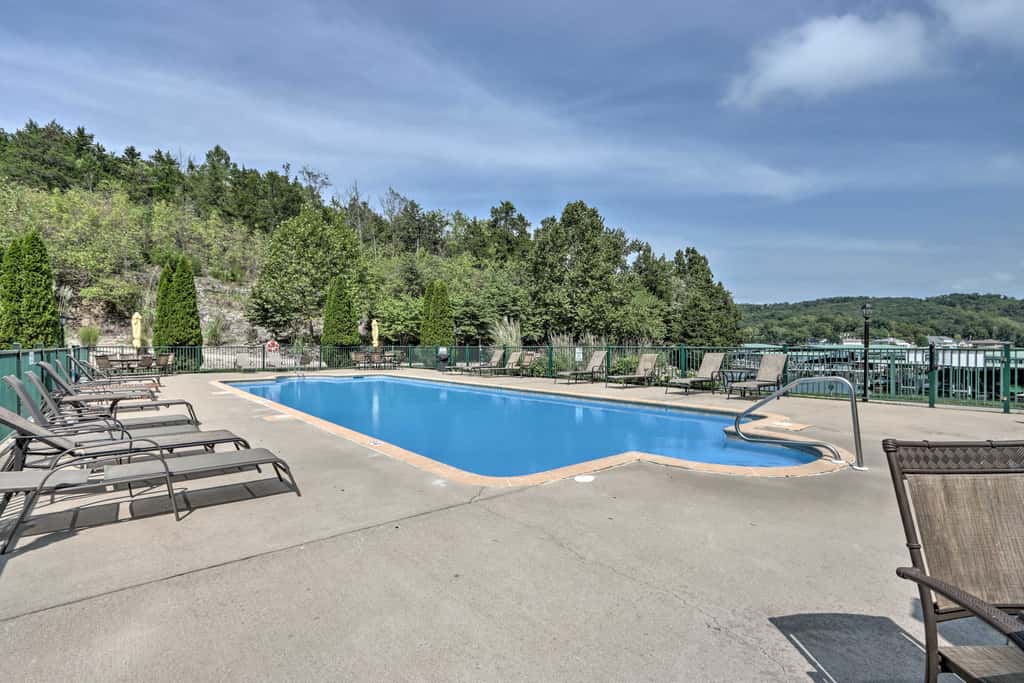 Balcony & Seasonal Pool: Lakefront Ozark Condo