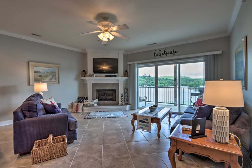 Balcony & Seasonal Pool: Lakefront Ozark Condo