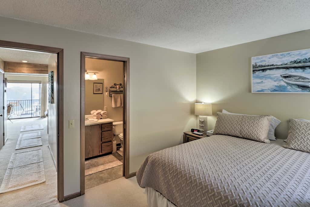 Pool + Fishing Docks: Couple's Lake Ozark Condo