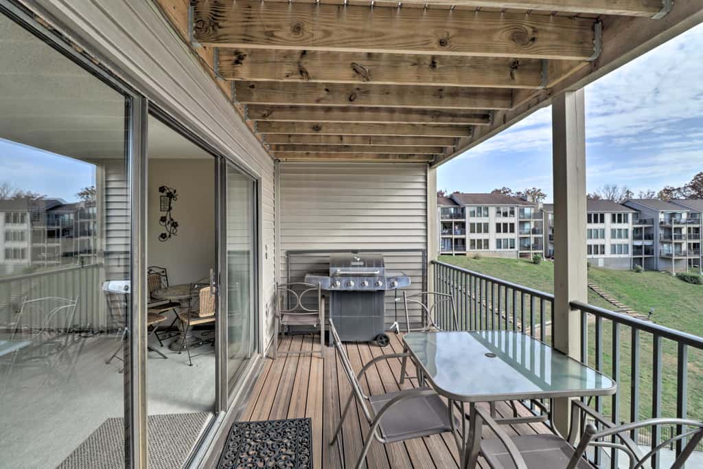 Pool + Fishing Docks: Couple's Lake Ozark Condo