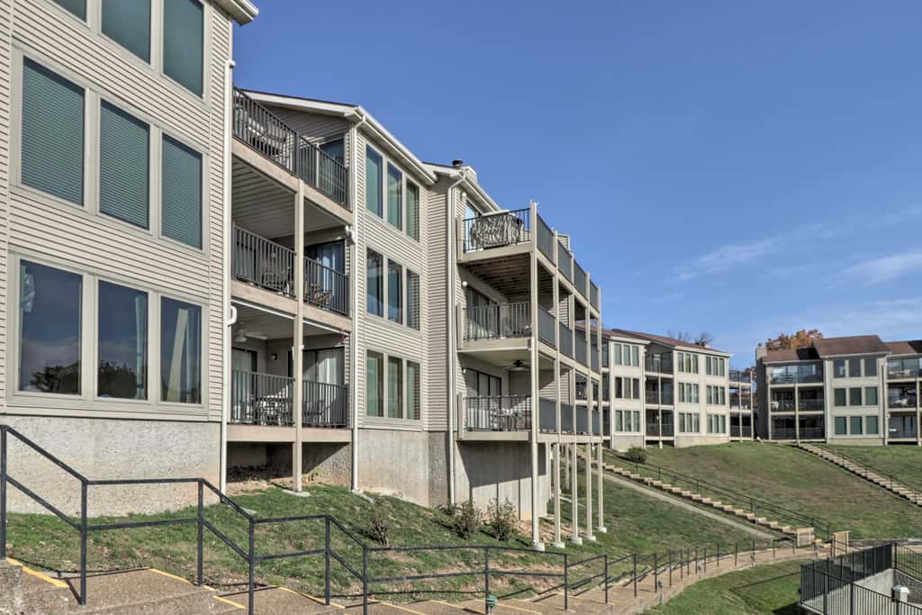 Pool + Fishing Docks: Couple's Lake Ozark Condo