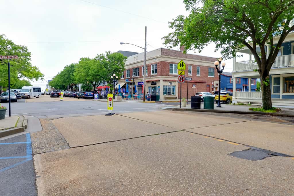 Walk to Downtown & Beach: Ocean Grove Apartment!