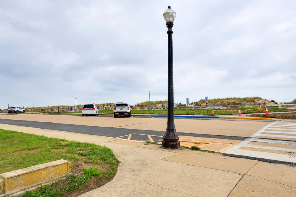 Walk to Downtown & Beach: Ocean Grove Apartment!