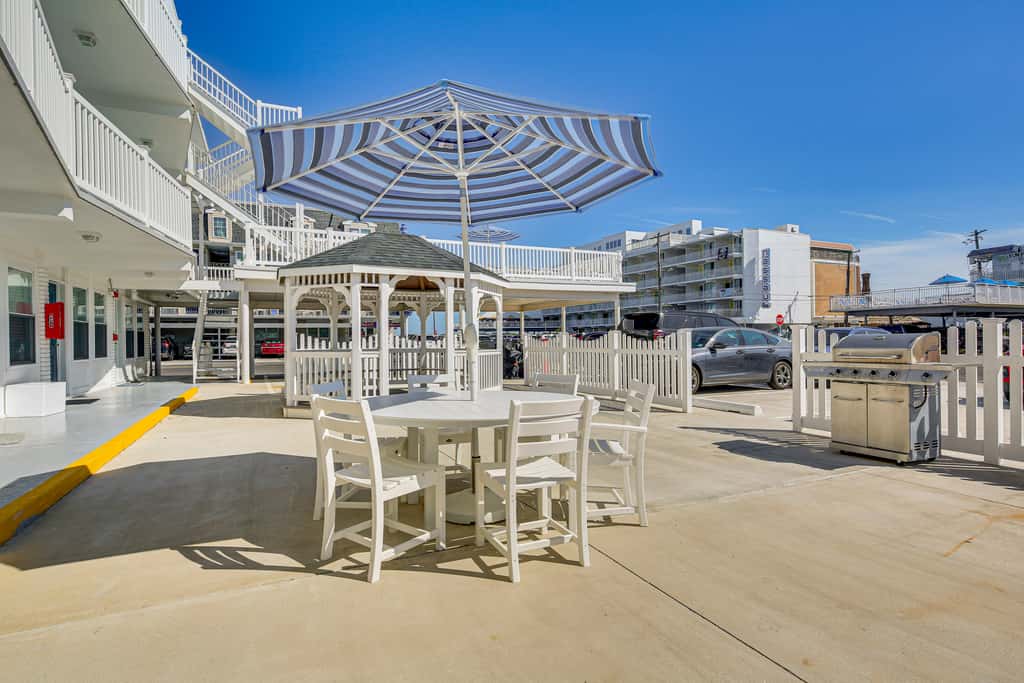 Walk to Beach & Boardwalk! Wildwood Crest Getaway