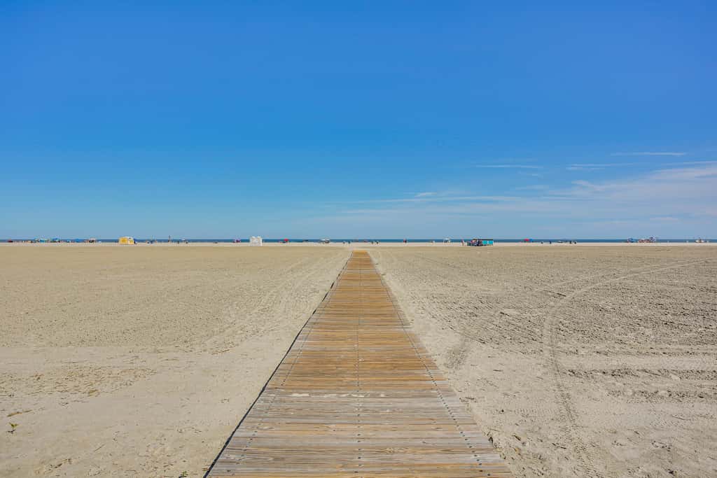 Walk to Beach & Boardwalk! Wildwood Crest Getaway