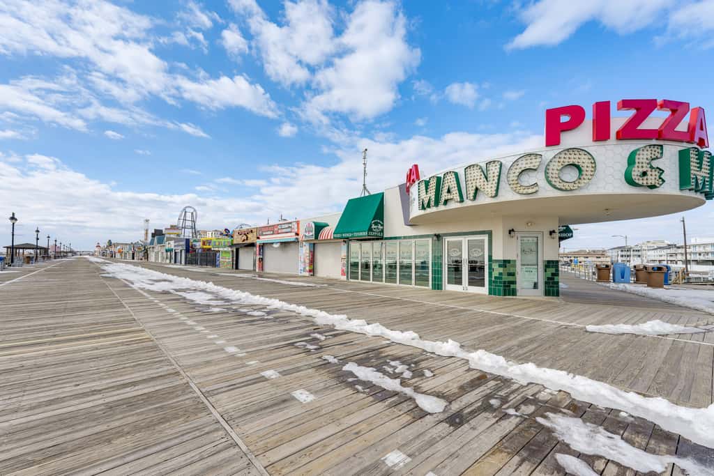 Walk to Shore! Family Haven w/ Pool in Ocean City