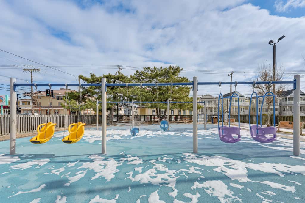 Walk to Shore! Family Haven w/ Pool in Ocean City