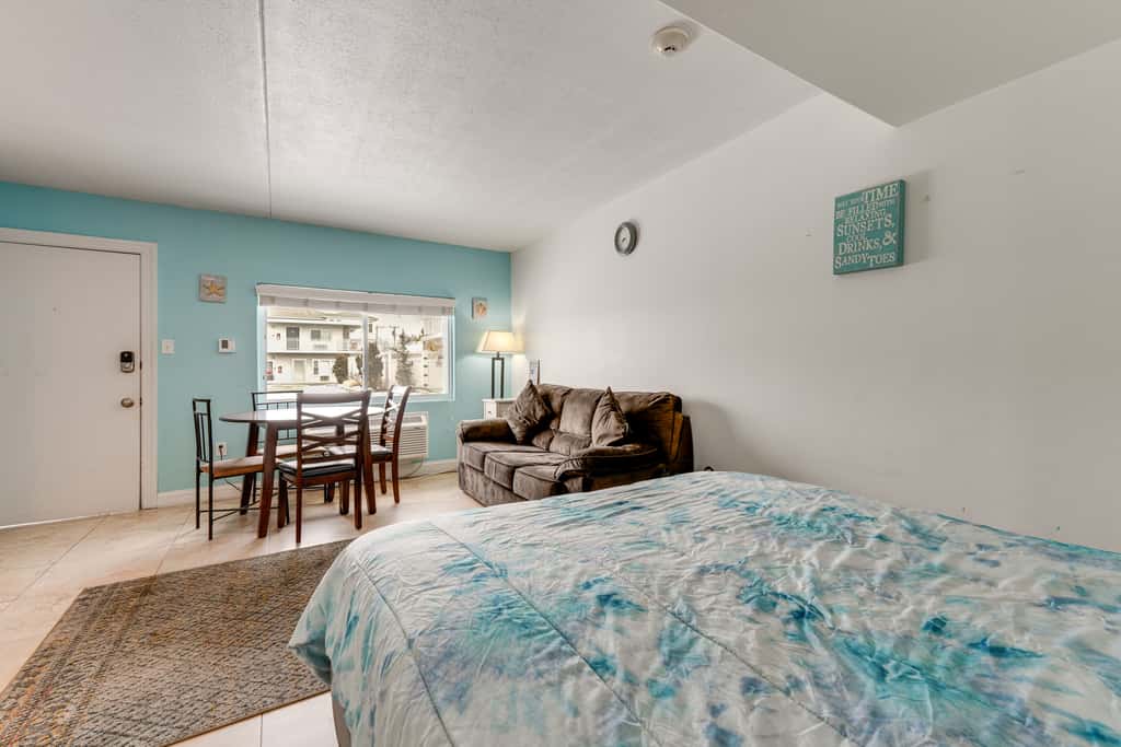 Walk to Shore! Family Haven w/ Pool in Ocean City