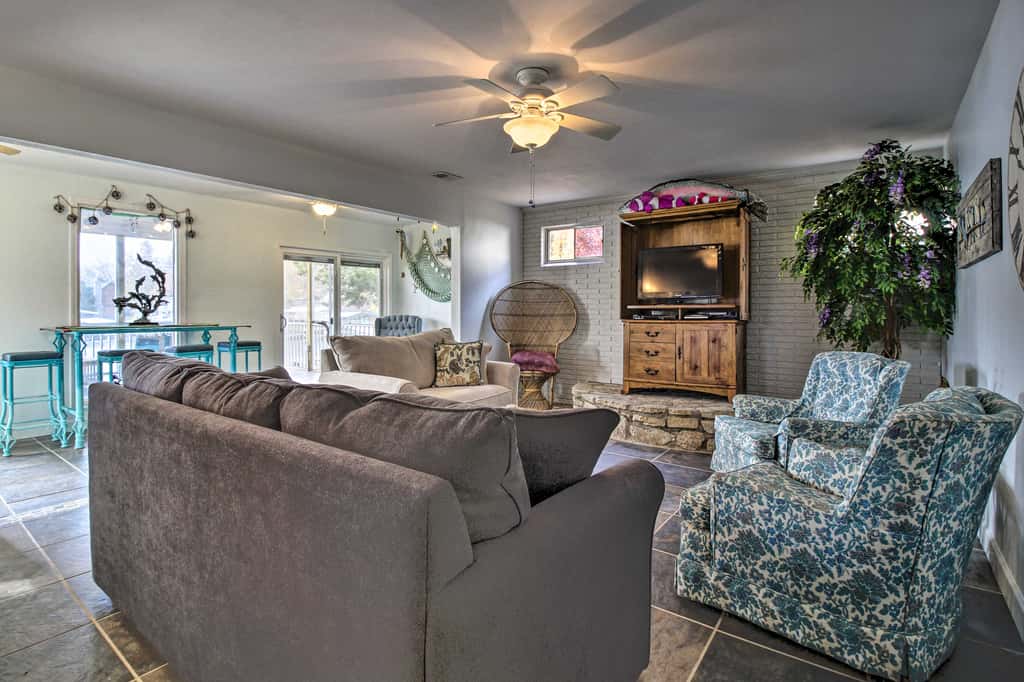 ‘Lily Pad’ Oasis w/ Dock on Lake of the Ozarks!