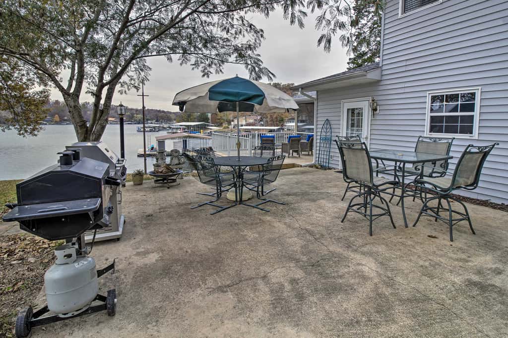 ‘Lily Pad’ Oasis w/ Dock on Lake of the Ozarks!