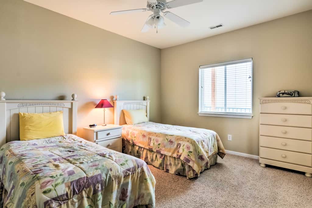 2 Pools! Group-Friendly Unit on Lake of the Ozarks
