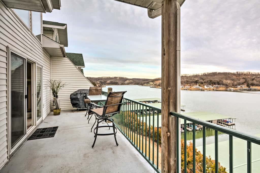 2 Pools! Group-Friendly Unit on Lake of the Ozarks