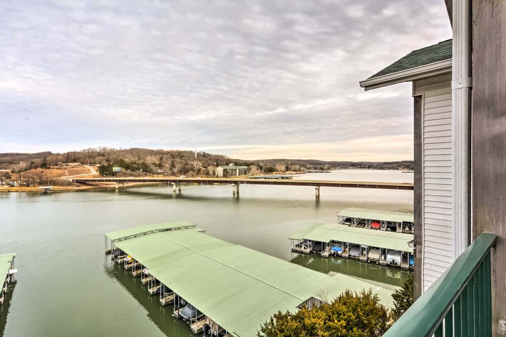 2 Pools! Group-Friendly Unit on Lake of the Ozarks