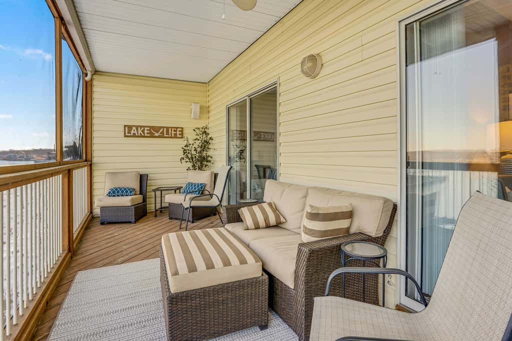 Pool Access! Lake-View Retreat in Osage Beach