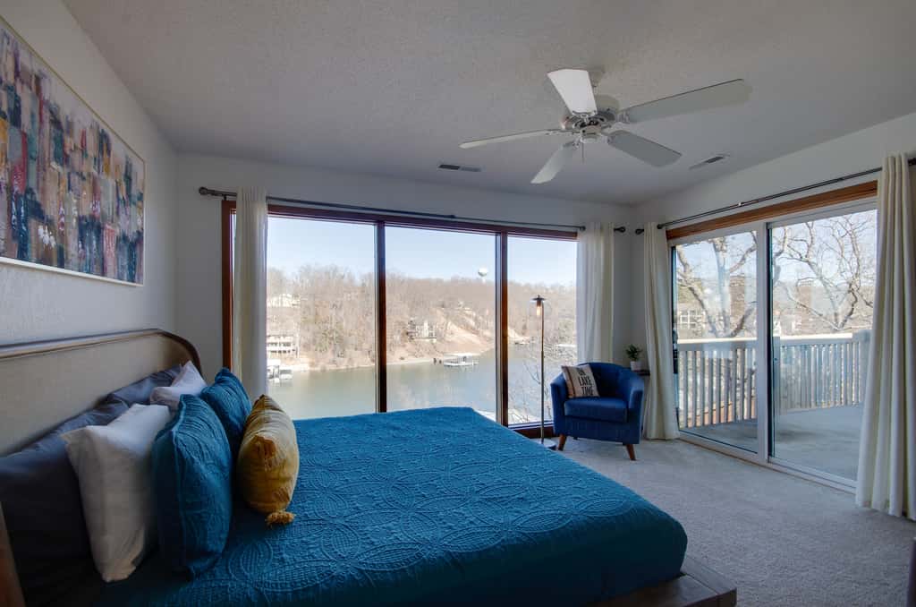 Pool & Lake Access! 3rd-Floor Osage Beach Retreat