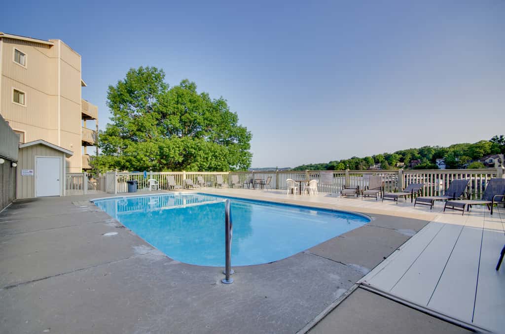 Pool & Lake Access! 3rd-Floor Osage Beach Retreat
