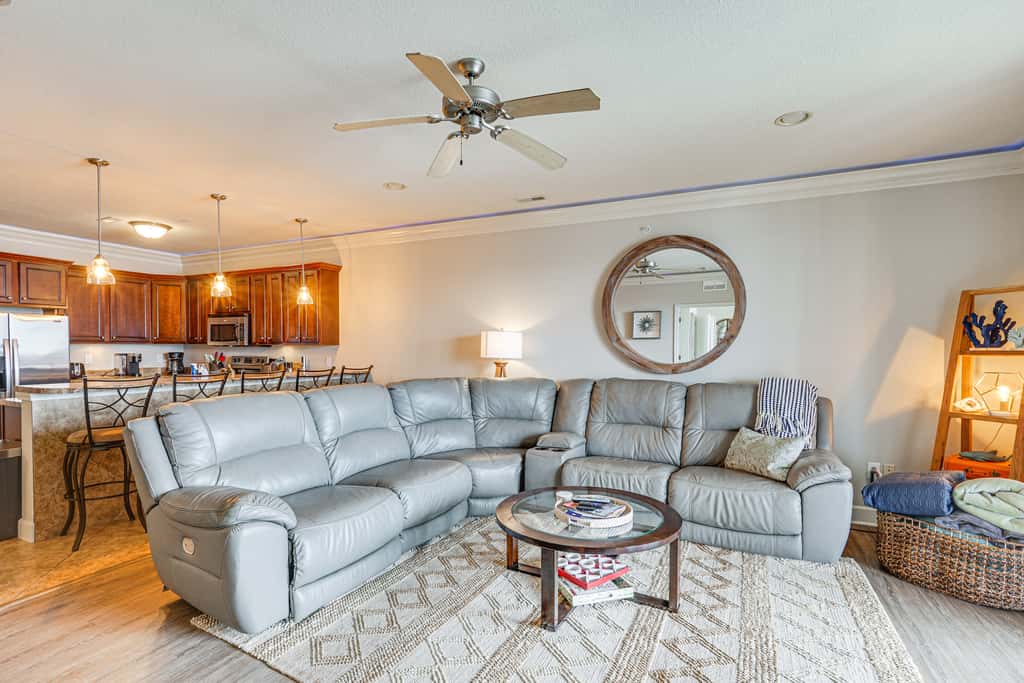 Furnished Porch, Resort Pools! Lands End Condo