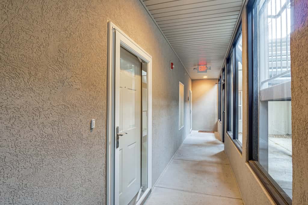 Furnished Porch, Resort Pools! Lands End Condo