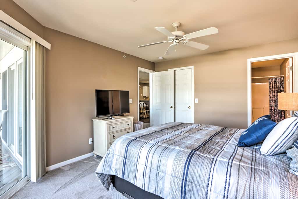 Boat, Fish & Swim On-Site: Lake of The Ozarks Unit