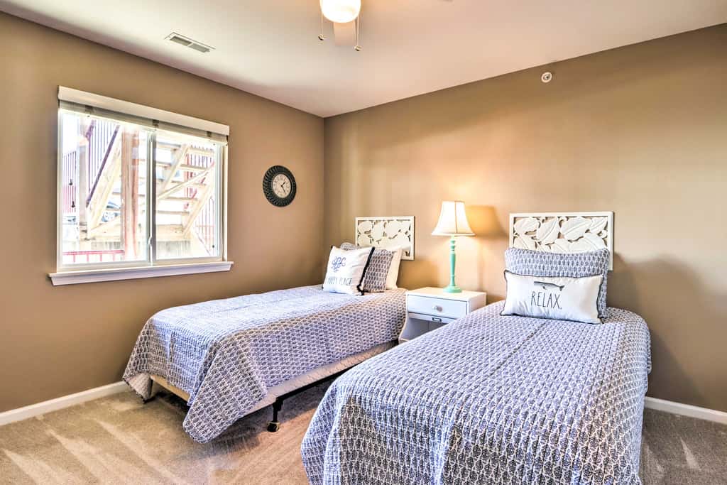 Boat, Fish & Swim On-Site: Lake of The Ozarks Unit