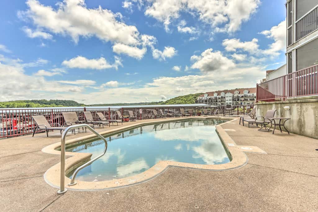 Boat, Fish & Swim On-Site: Lake of The Ozarks Unit