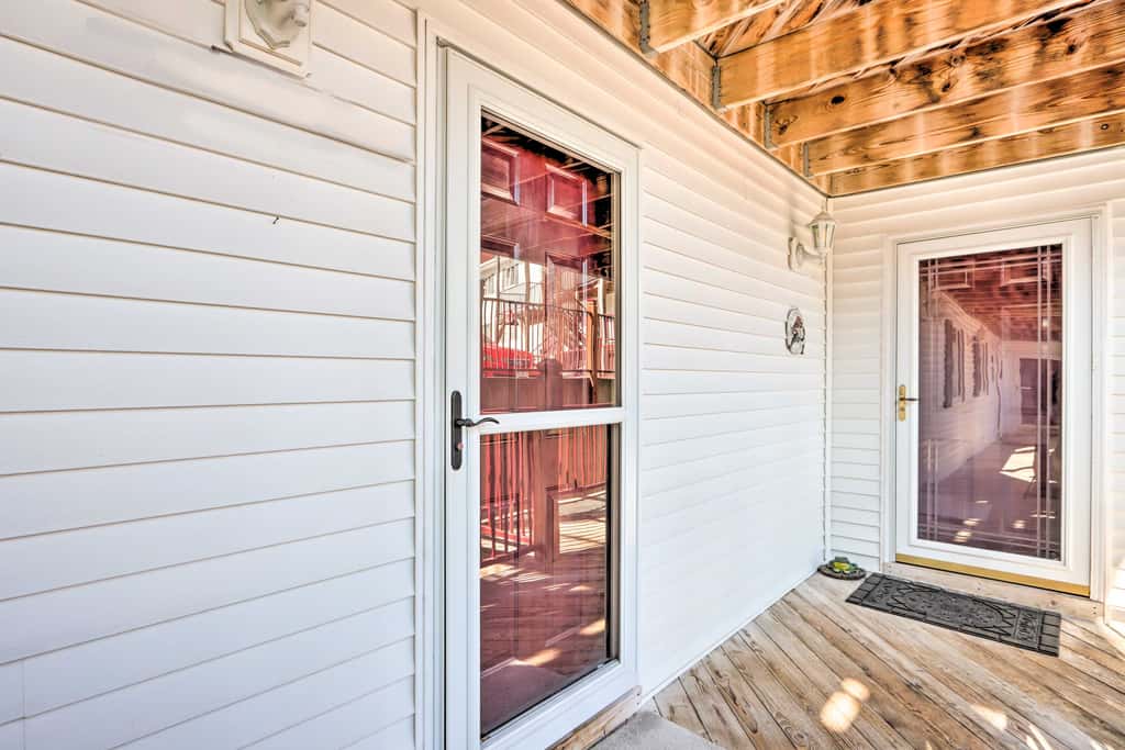 Boat, Fish & Swim On-Site: Lake of The Ozarks Unit
