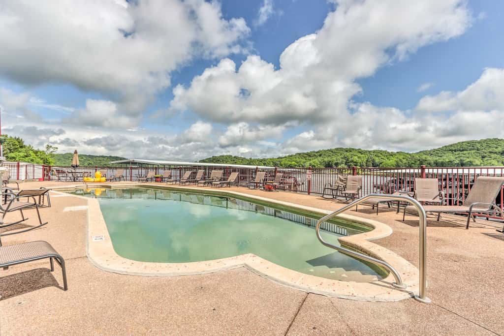 Boat, Fish & Swim On-Site: Lake of The Ozarks Unit